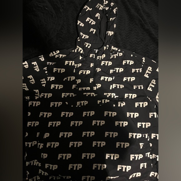 All over FTP Anorak size L - Picture 1 of 2